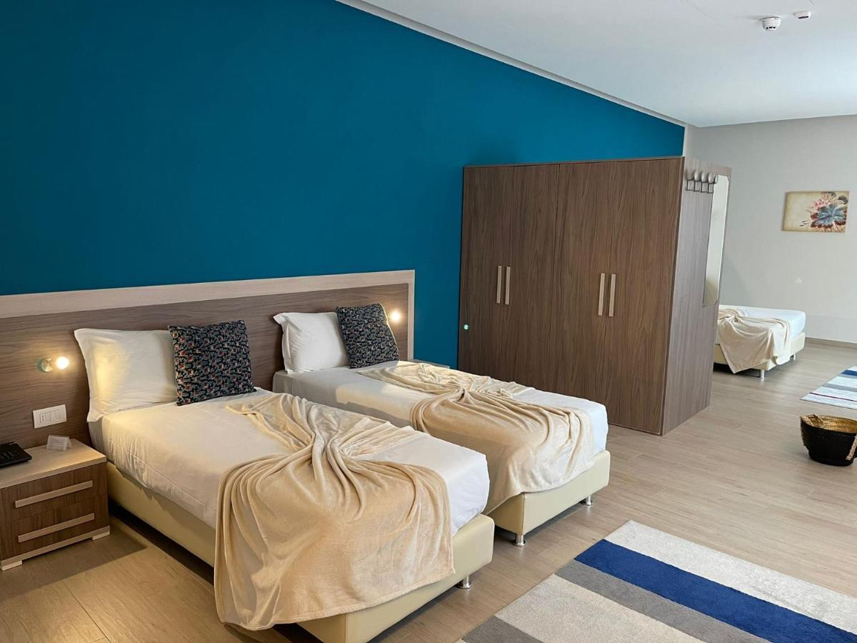Palazzo Marignano Hotel Melegnano Eksteriør billede