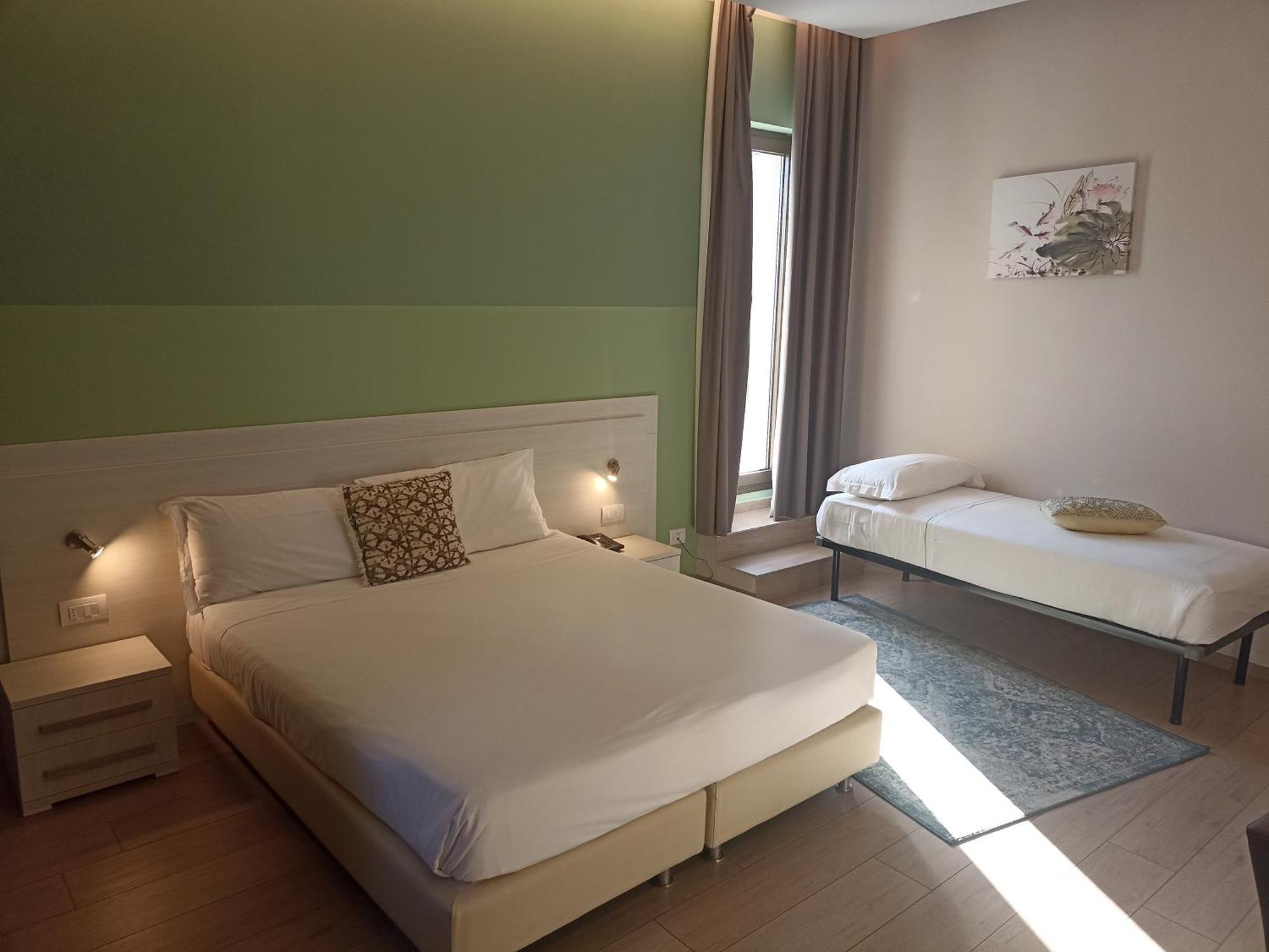 Palazzo Marignano Hotel Melegnano Eksteriør billede