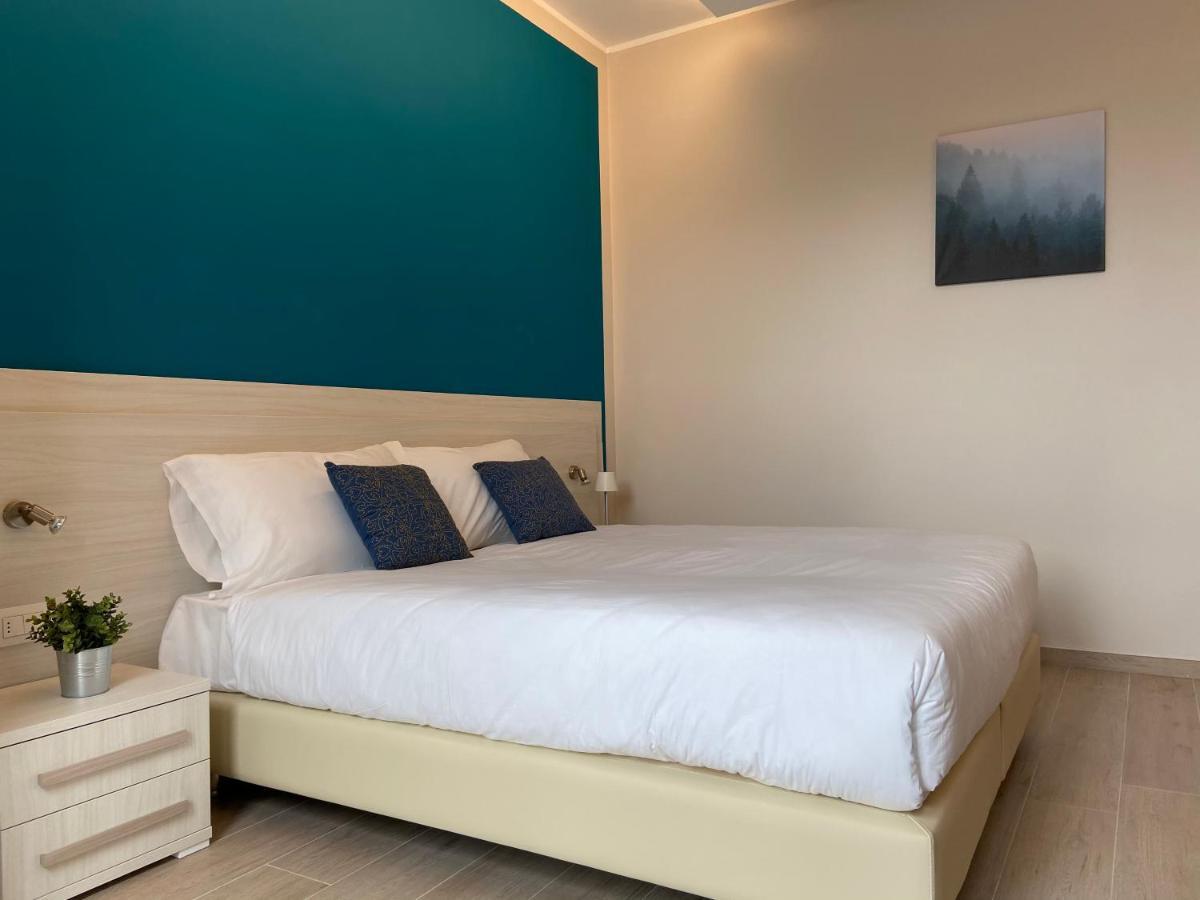 Palazzo Marignano Hotel Melegnano Eksteriør billede